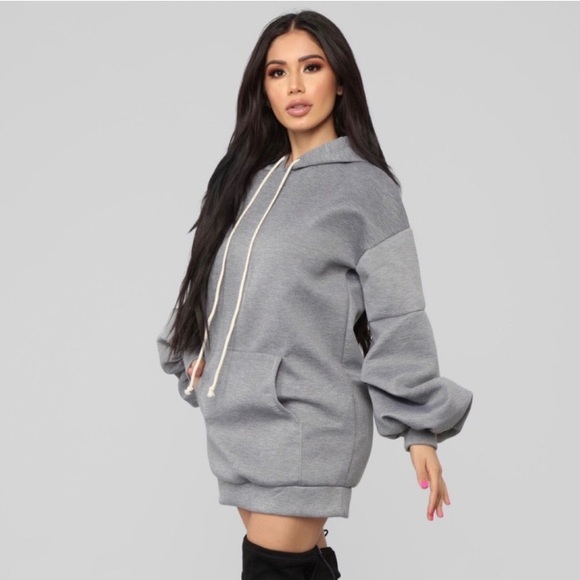 Fashion Nova: Jaelyn Tunic - Picture 2 of 5